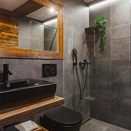 Hisa Trentar Peaceful Mountain Escape With Creek Sounds & Private Parking Apartamento