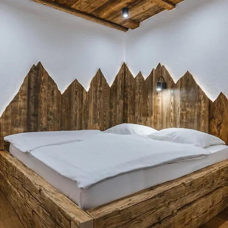 Hisa Trentar Peaceful Mountain Escape With Creek Sounds & Private Parking *