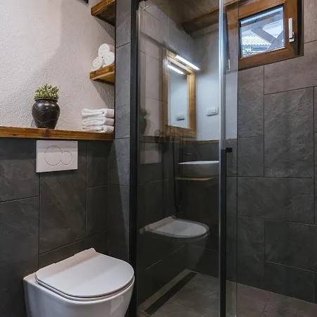 아파트 Hisa Trentar Peaceful Mountain Escape With Creek Sounds & Private Parking