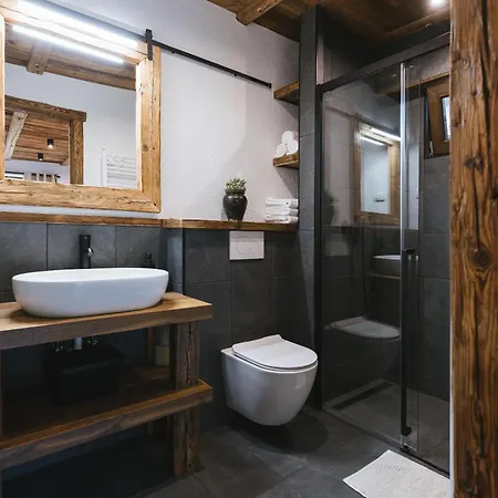 아파트 Hisa Trentar Peaceful Mountain Escape With Creek Sounds & Private Parking